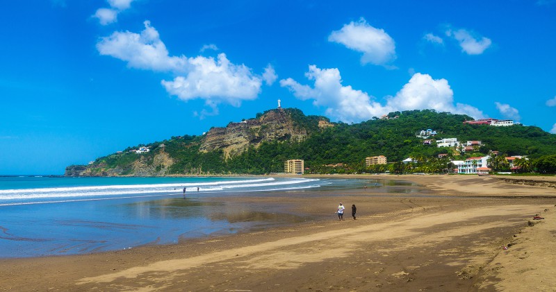 Jesus am Fels in der Ferne